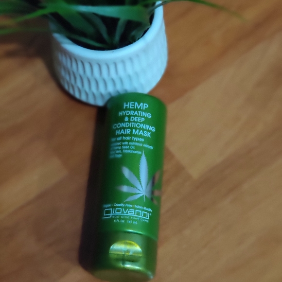 Giovanni Eco Chic Hair Care - Picture 5 of 5